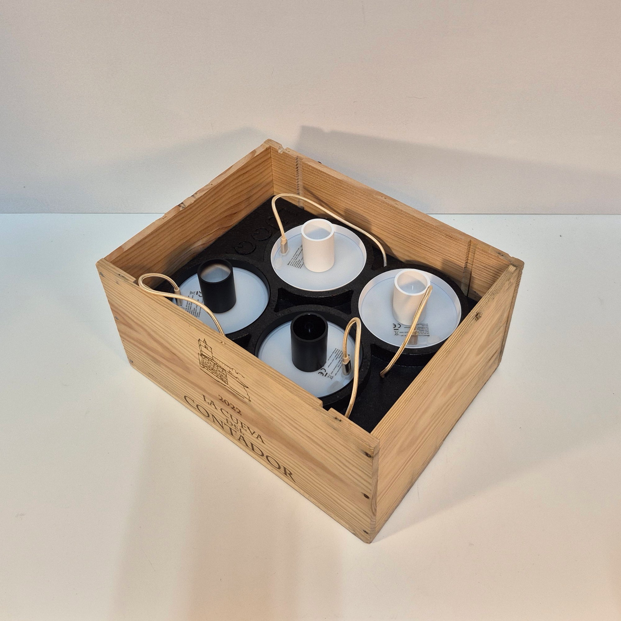 LUQQi H4 + Fleslamp Zwart (set van 2) + Fleslamp Wit (set van 2)